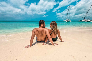 Cozumel: Tour in catamarano all'Isla de la Pasión