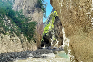 Durrës/Golem: Holta Canyon & Banja Lake Day Trip