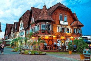 Florianopolis: European Valley Blumenau and Pomerode Tour
