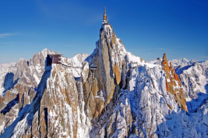 Da Ginevra: tour guidato di un giorno a Chamonix, sul Monte Bianco e alle grotte di ghiaccio