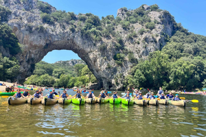 Mini Discovery Descent of the Ardèche by Canoe Kayak: 2 hours - approx. 6 km