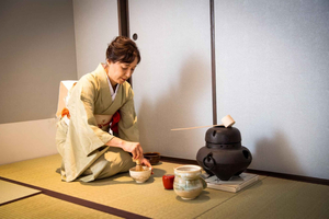 Nara: esperienza con kimono e cerimonia del tè