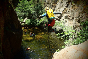 Propriano: Tour di canyoning per principianti nel Canyon Baracci