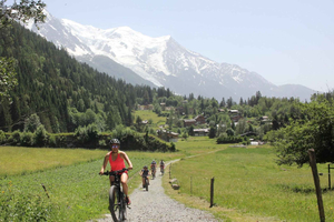 Self-Guided Electric Mountain Bike Tour with GPS Routes