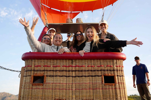 Temecula: giro in mongolfiera all'alba con champagne