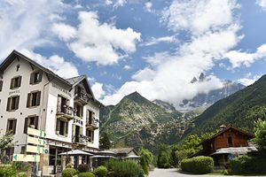 Eden Hôtel Appartments and Chalet