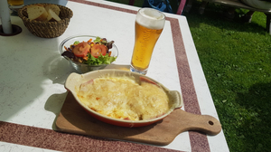 Le Moon Tine Café Resto