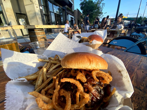 Alulu Brewery and Pub