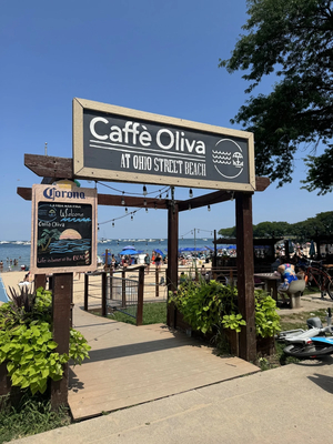 Caffè Oliva at Ohio Street Beach