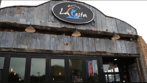 Mariscos La Costa West Town