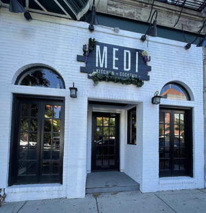 MEDI Kitchen + Cocktail