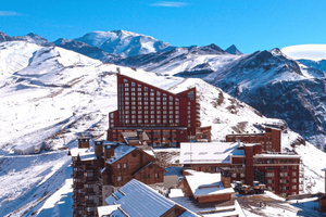 From Santiago: Valle Nevado & Farellones Full-Day Tour