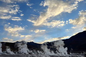Geysers del Tatio: Sunrise and breakfast in Atacama