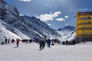 Laguna del Inca & Portillo Ski Resort