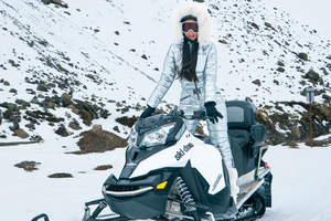 Santiago, Cajon del Maipo: Moto de Neve com Jeep Ontour