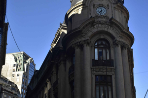 Santiago: Economic History & Challenges of a Nation