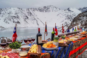 Santiago: El Yeso Reservoir, Cajón & Hot Springs Tour