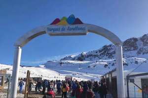 Santiago: Farellones, Valle Nevado, El Colorado, and La Parva Mountain Mix