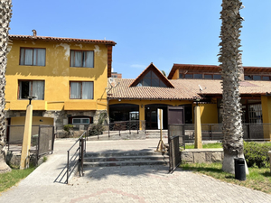 Hotel Serena Plaza