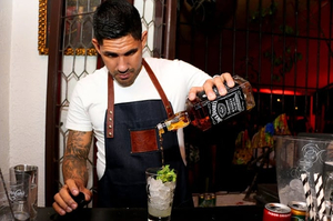La Destileria Bar