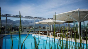 Tramonto Bar und Terrasse