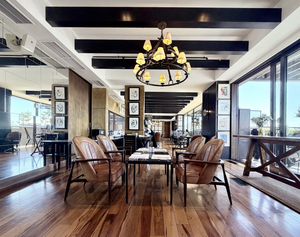 The Singular Restaurant