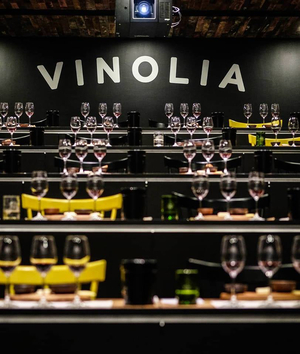 Vinolia