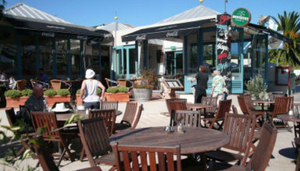 Bully Hayes Restaurant And Bar