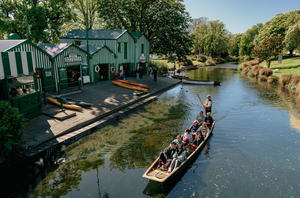 Punting On The Avon River