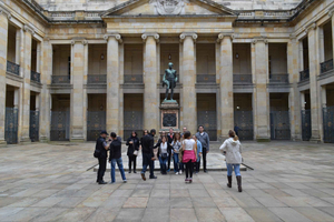 Bogotá: City Walking Tour with Museums and Coffee Tasting
