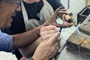 Bogotá: Create your own Emerald Ring Workshop