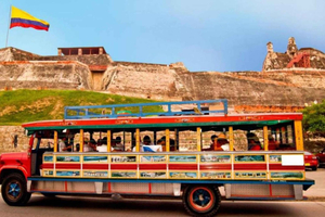 Cartagena: BILINGUELLE STADTTOUR + SAN FELIPE CASTLE & Altstadt
