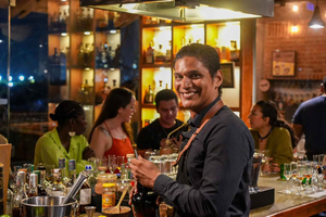 Cartagena: Boutique Rum and Chocolate Tasting at Lunático