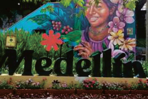Medellín Custom Sightseeing Tour for up to 6 Passengers, Small Transportation
