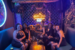 Nightlife Pub crawl in Cartagena