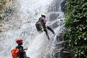 Santa Marta & Minca: Jungle Hike and Waterfall Rappelling