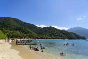 Santa Marta : journée à la plage de Playa Cristal avec transfert en bateau