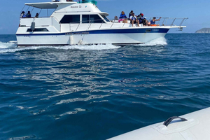 Yacht Tour with Stops at 6 Beaches in Santa Marta + Lunch