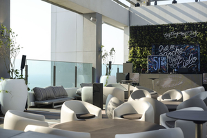51 Sky Bar