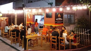 A La Parrilla | Gourmet Roasts
