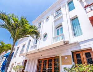 Arsenal Hotel