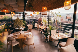 Azuma Rooftop