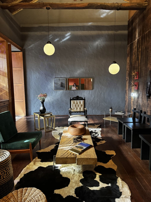 Dios Restaurant