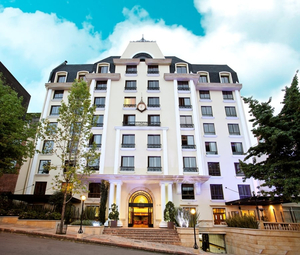 ESTELAR Suites Jones Hotel
