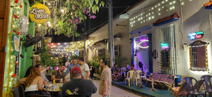 Lom Bar
