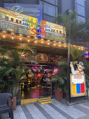 Medellín Es Sabor-Champi
