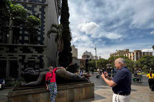 Medellin: Museum of Antioquia Skip-the-Line Ticket