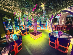 Monk Coffee - Restaurant - Teatro