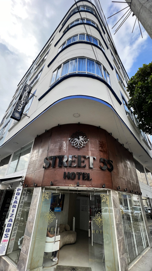 Street 55 Hotel