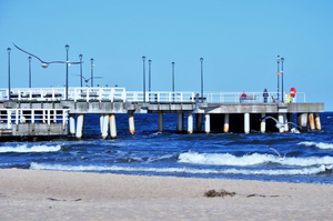 BEACHES AND PIER